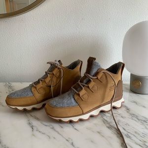 Brand new super cozy Sorel waterproof boots.